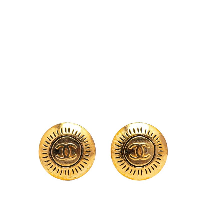 Chanel Gold Plated CC Button Clip on Earrings Gold Metal Good condition - Front View