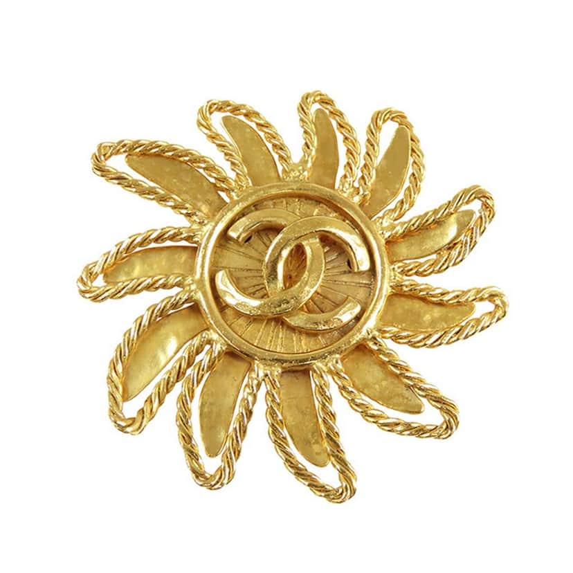 Chanel CC Gold Plated Sun Motif Brooch Gold Metal Good condition - Front View