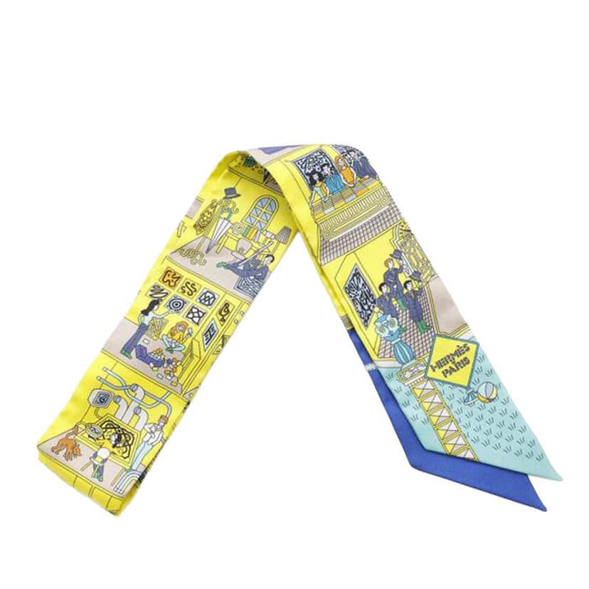 Hermès La Maison des Carres Silk Twilly Scarf Yellow Silk Very good condition - Front View