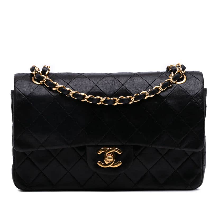 Chanel Small Classic Lambskin Double Flap Black Leather Good condition - Front View