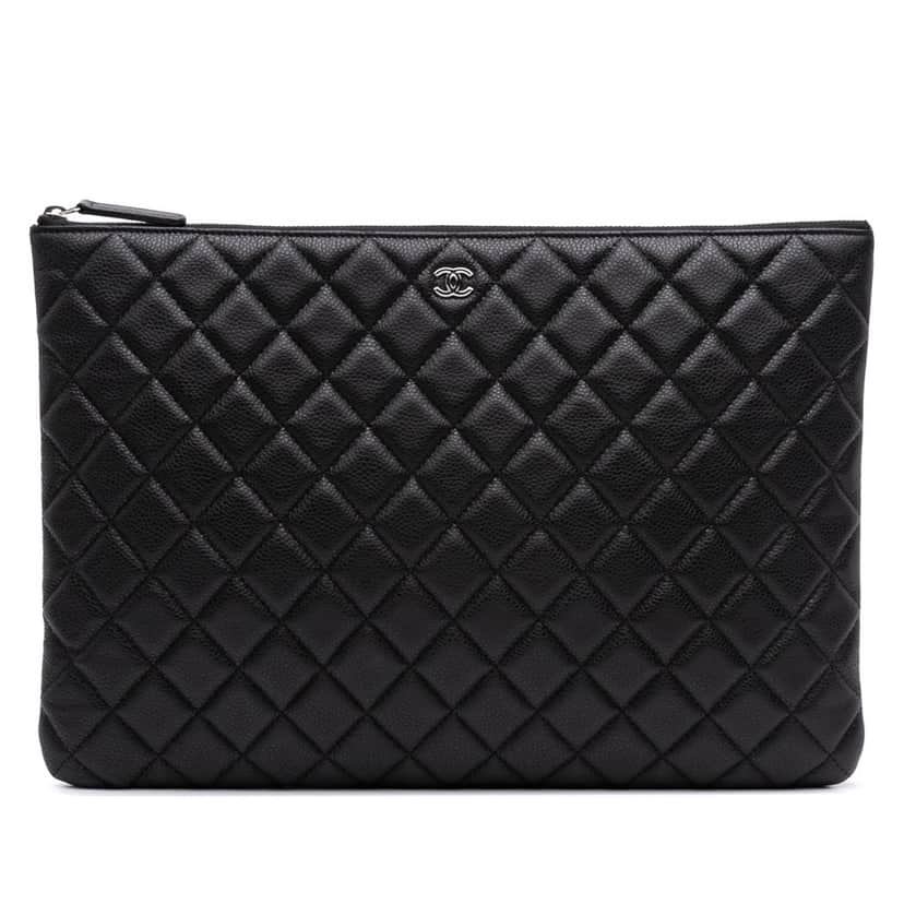 Chanel Large Quilted Caviar O Case Clutch Black Leather Good condition - Front View