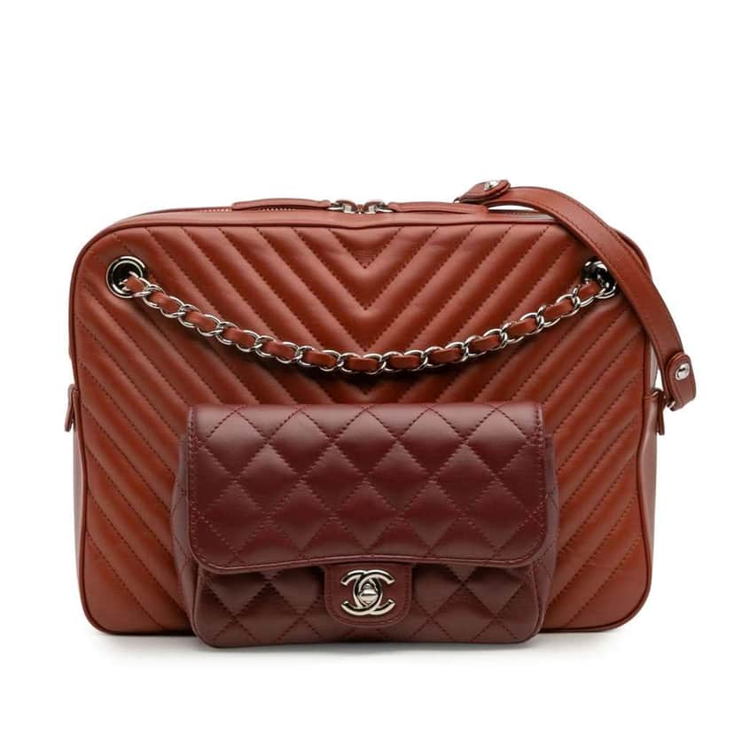 Chanel Paris-Hamburg Small Chevron Calfskin Double Camera Case Red Leather Good condition - Front View