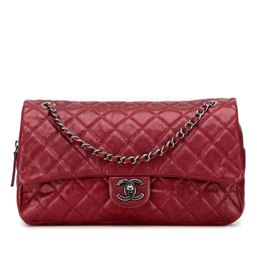 Chanel Jumbo Quilted Iridescent Caviar Easy Flap Red Leather Good condition - Front View