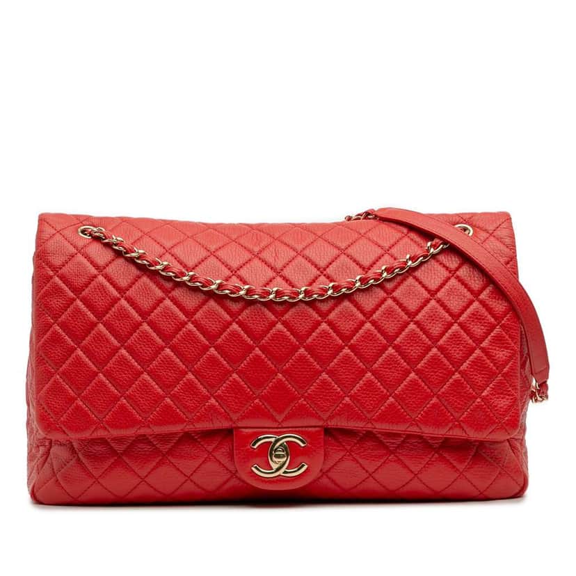 Chanel XXL Quilted Calfskin Travel Flap Red Leather Good condition - Front View