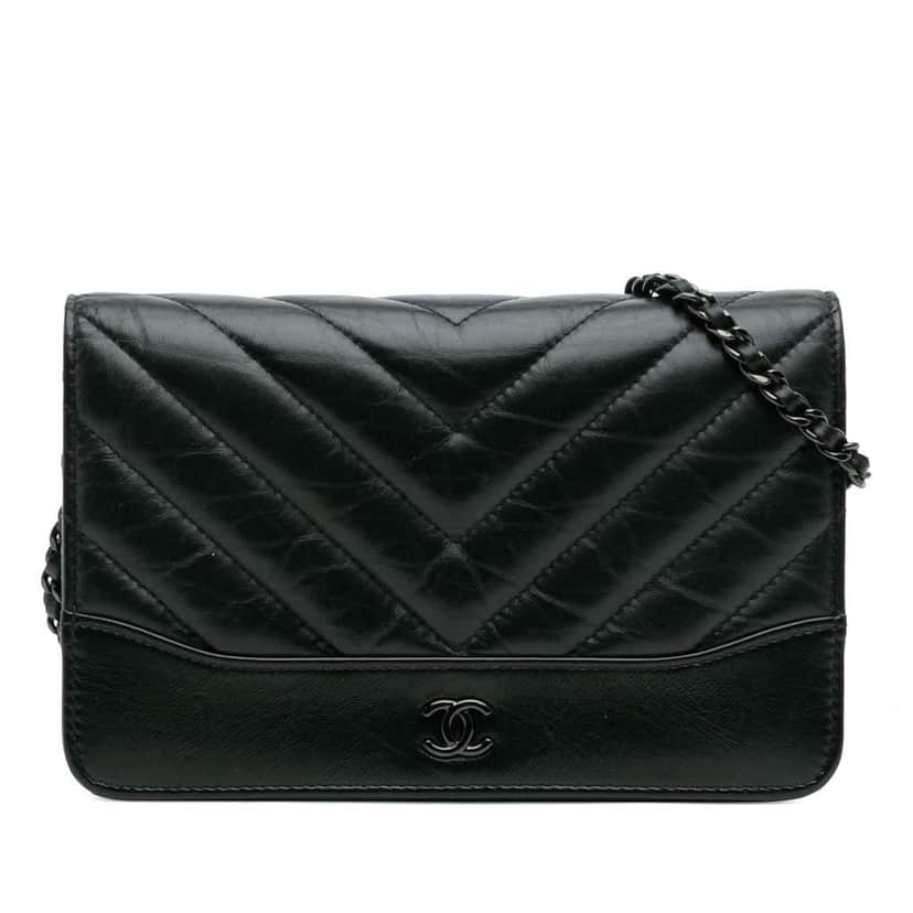 Chanel Chevron Aged Calfskin Gabrielle Wallet On Chain Black Leather Good condition - Front View