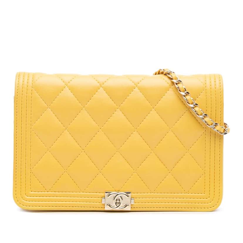 Chanel Quilted Lambskin Boy Wallet On Chain Yellow Leather Good condition - Front View