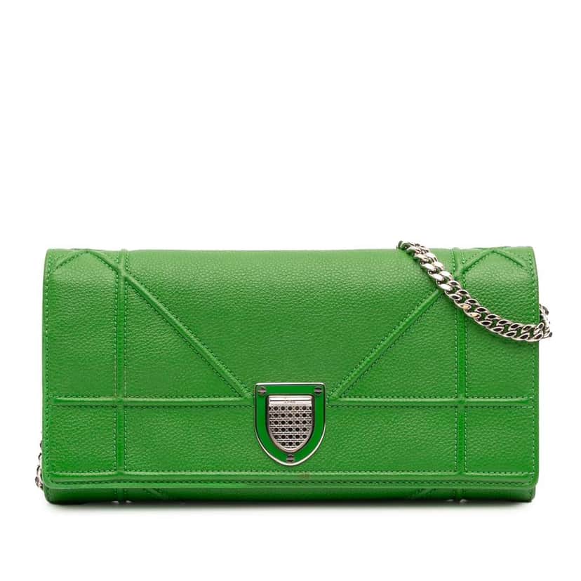 Dior Grained Calfskin Diorama Croisiere Wallet on Chain Green Leather Good condition - Front View