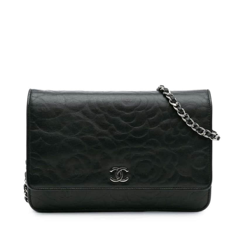 Chanel Camellia Embossed Lambskin Wallet On Chain Black Leather Very good condition - Front View