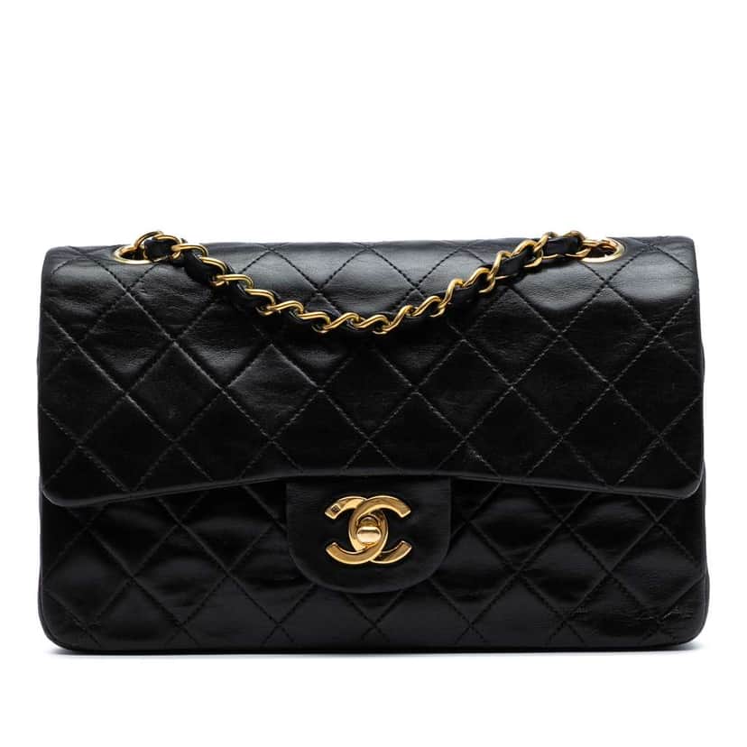 Chanel Small Classic Lambskin Double Flap Black Leather Good condition - Front View