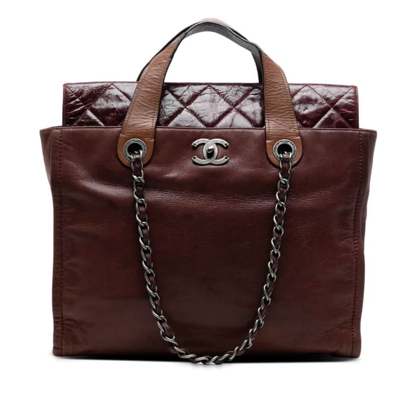 Chanel Iridescent Calfskin In The Mix Portobello Soft Tote Red Leather Good condition - Front View