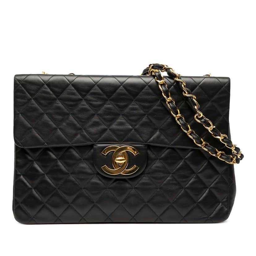 Chanel Maxi XL Classic Lambskin Single Flap Black Leather Good condition - Front View