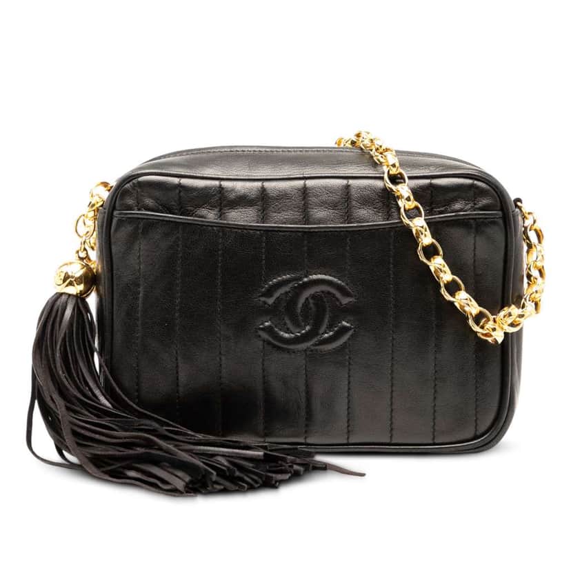 Chanel CC Quilted Lambskin Tassel Camera Bag Black Leather Very good condition - Front View