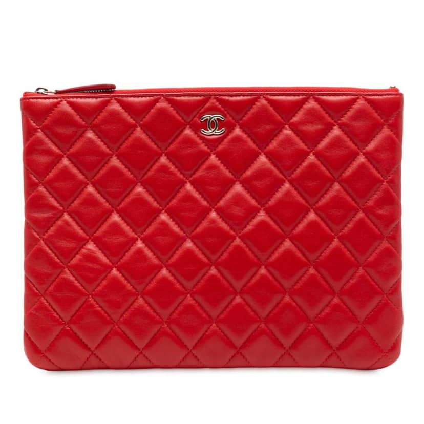 Chanel Medium Quilted Lambskin O Case Clutch Red Leather Good condition - Front View