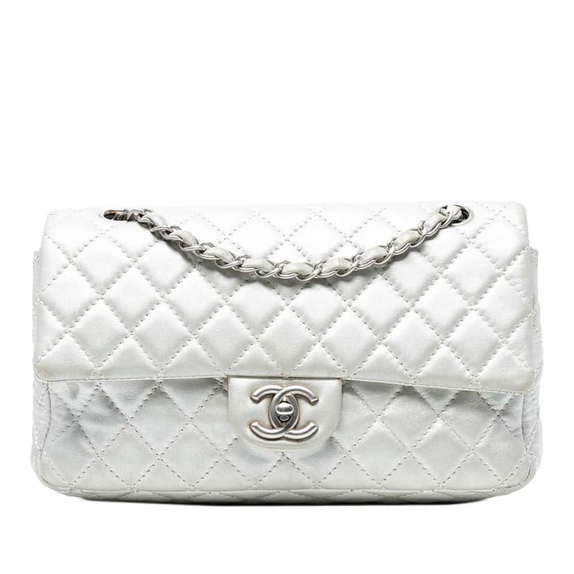Chanel Medium Classic Lambskin Double Flap Silver Leather Fair condition - Front View