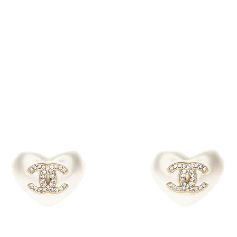 Chanel CC Gold Plated Faux Pearl and Rhinestone Heart Earrings White Very good condition - Front View