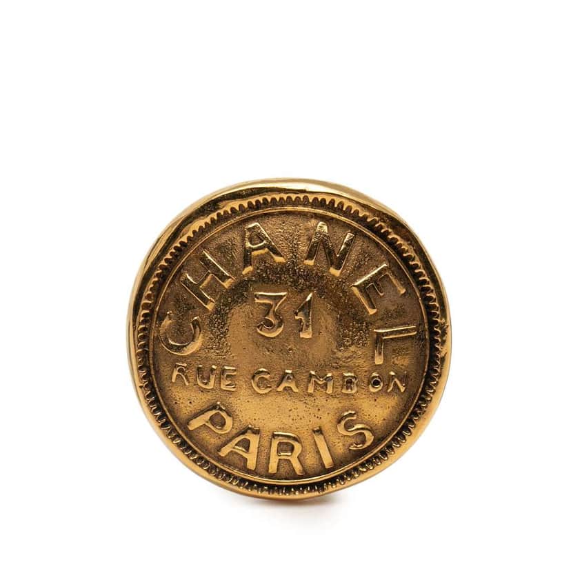 Chanel Gold Plated 31 Rue Cambon Round Brooch Gold Metal Good condition - Front View