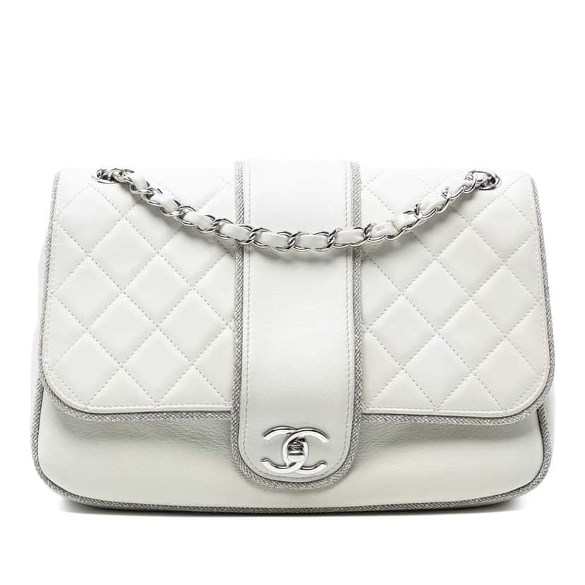 Chanel Quilted Lambskin and Metallic Trim Elementary Chic Flap White Leather Good condition - Front View