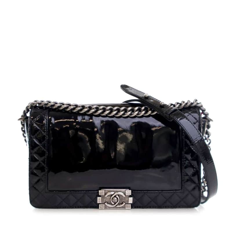 Chanel Medium Patent Boy Reverso Flap Black Leather Good condition - Front View