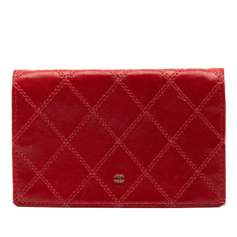 Chanel CC Quilted Calfskin Double Stitch Bifold Wallet Red Leather Good condition - Front View