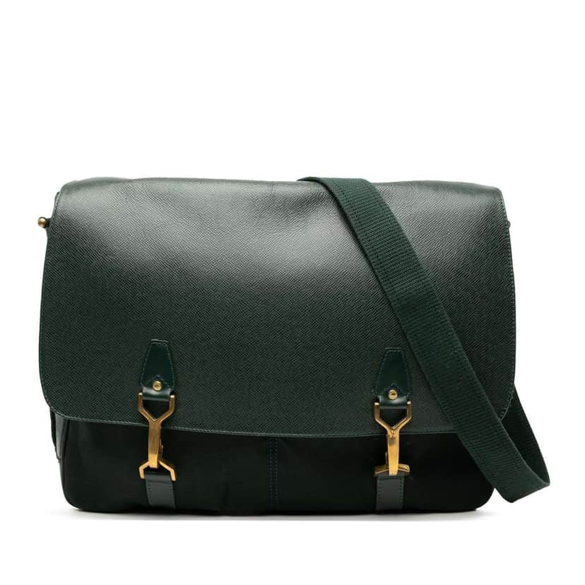 Louis Vuitton Taiga Dersou Green Leather Good condition - Front View