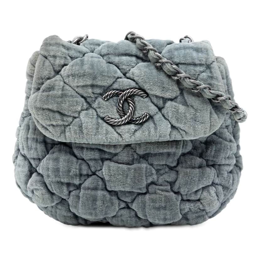 Chanel Paris Moscou Mini Velvet Bubble Quilt Flap Grey Velvet Very good condition - Front View