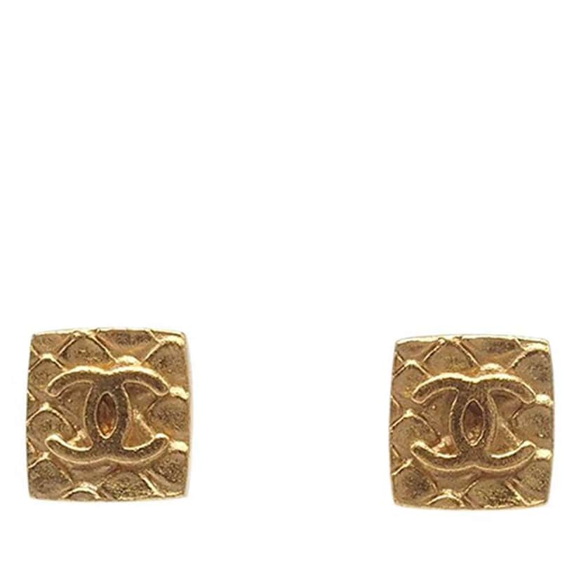 Chanel CC Gold Plated Square Push Back Earrings Gold Metal Good condition - Front View