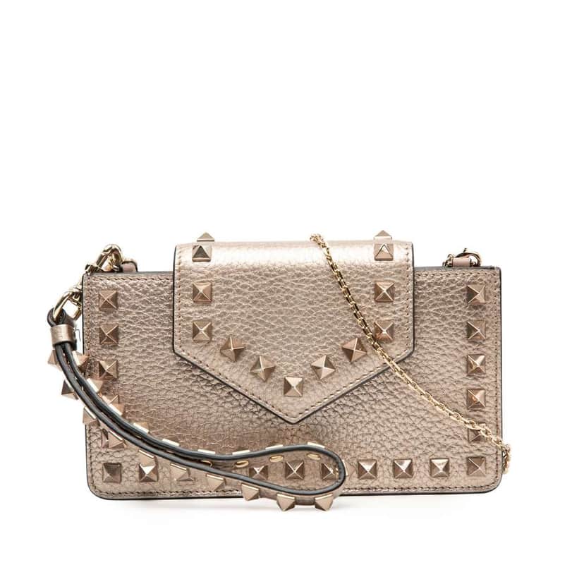 Valentino Metallic Pebbled Calfskin Rockstud Phone Case with Chain Brown Leather Good condition - Front View