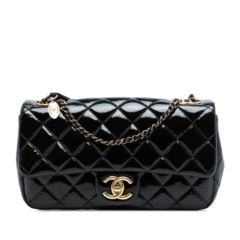 Chanel Paris Salzburg Medium Patent Goatskin CC Eyelet Flap Black Leather Good condition - Front View