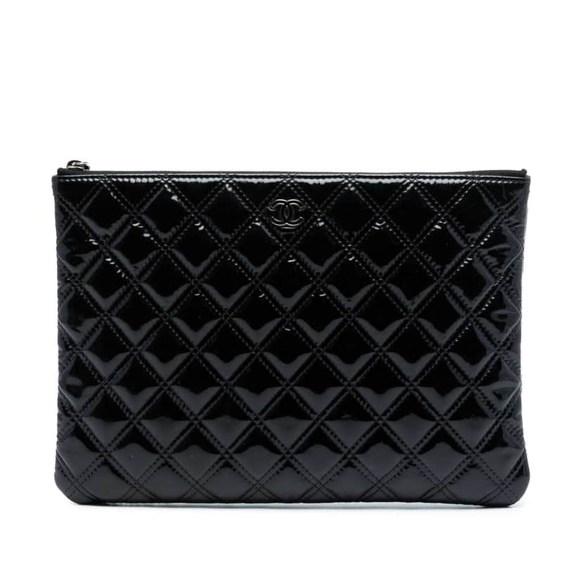 Chanel Medium Quilted Patent Double Stitch O Case Clutch Black Leather Very good condition - Front View