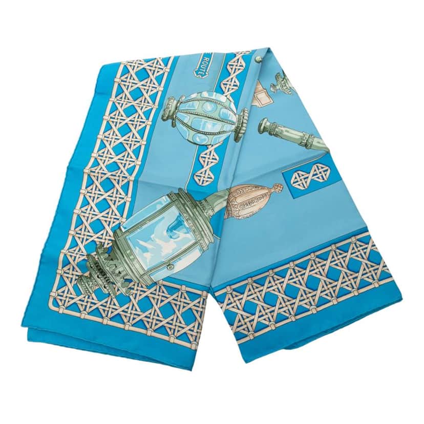Hermès Feux de Route Silk Scarf Blue Silk Good condition - Front View