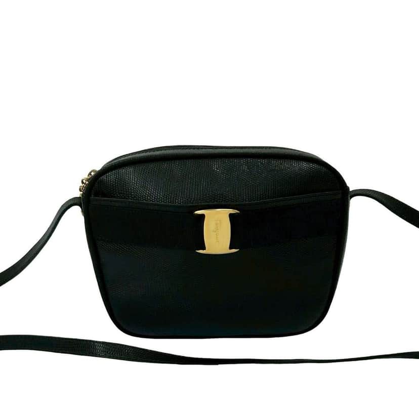 Salvatore Ferragamo Embossed Lizard Leather Vara Crossbody Black Leather Good condition - Front View