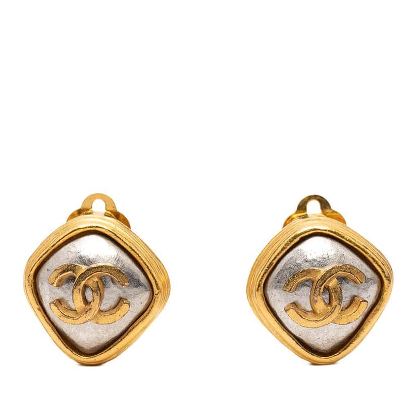 Chanel CC Gold Plated Diamond Shape Clip on Earrings Gold Metal Very good condition - Front View