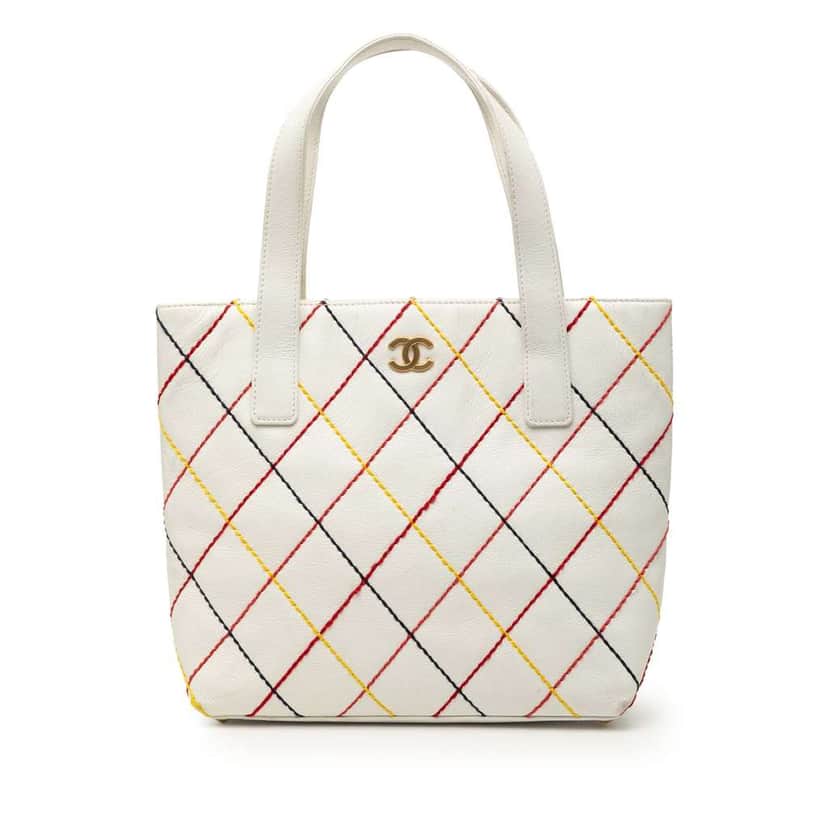 Chanel CC Wild Stitch Calfskin Handbag White Leather Good condition - Front View