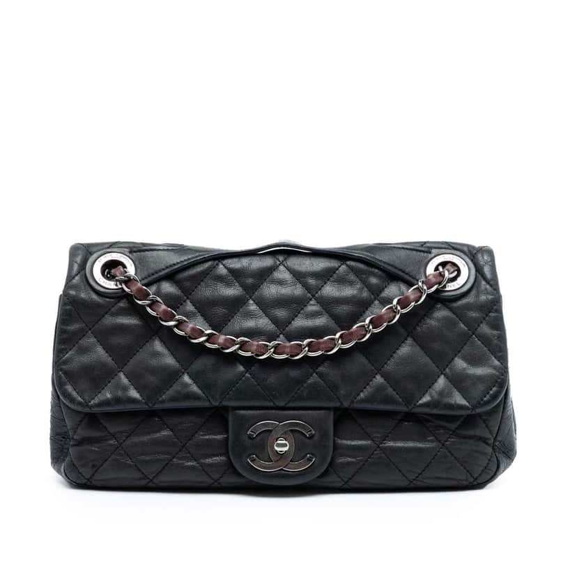 Chanel Medium Iridescent Calfskin In The Mix Flap Black Leather Good condition - Front View