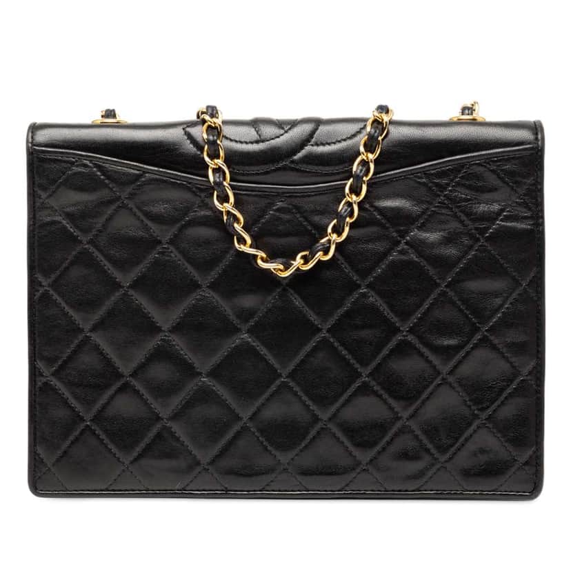 Chanel CC Quilted Lambskin Full Flap Black Leather Very good condition - Front View