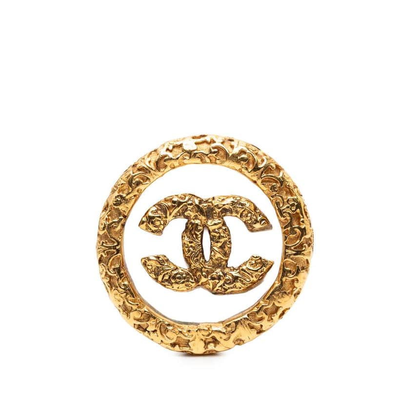 Chanel CC Gold Plated Lava Circle Brooch Gold Metal Good condition - Front View