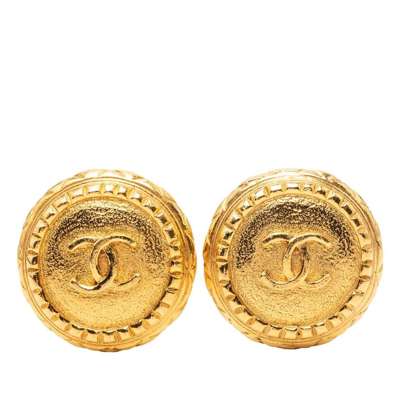 Chanel Gold Plated CC Round Clip On Earrings Gold Metal Very good condition - Front View