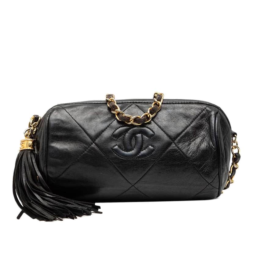 Chanel Quilted Lambskin Tassel Barrel Crossbody Black Leather Good condition - Front View