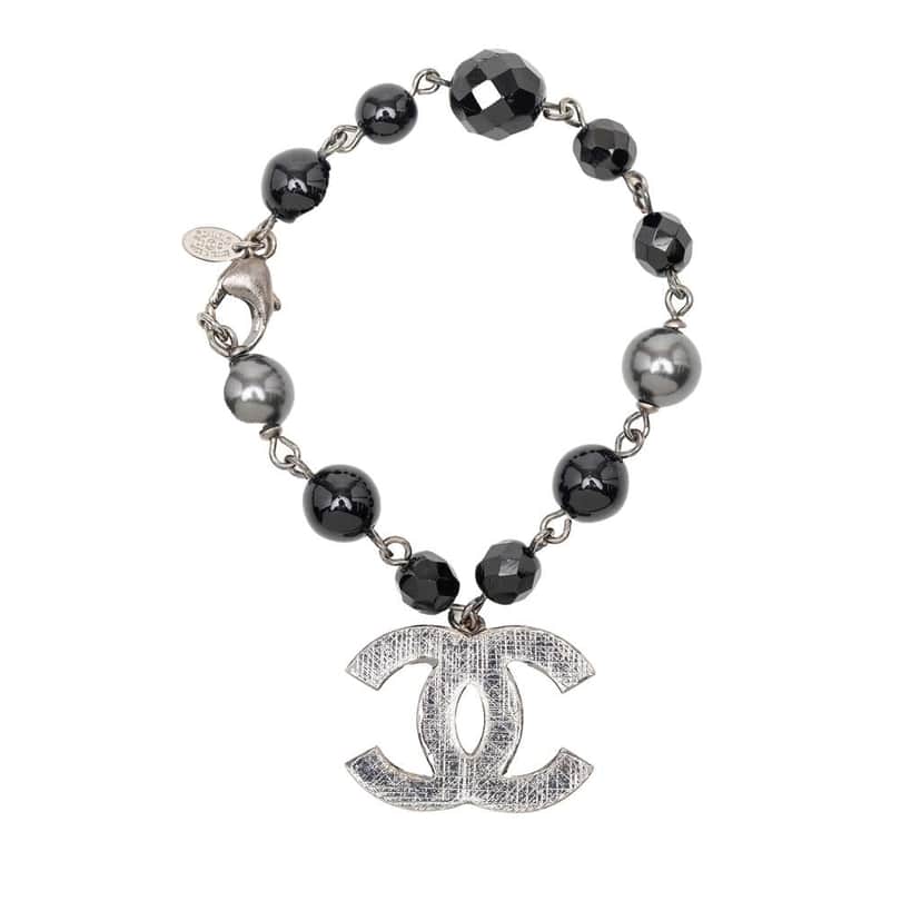 Chanel CC Silver Plated Faux Pearl Beaded Bracelet Silver Metal Good condition - Front View