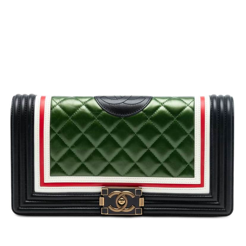 Chanel Old Medium Multicolor Quilted Lambskin Crest Boy Flap Green Leather Good condition - Front View