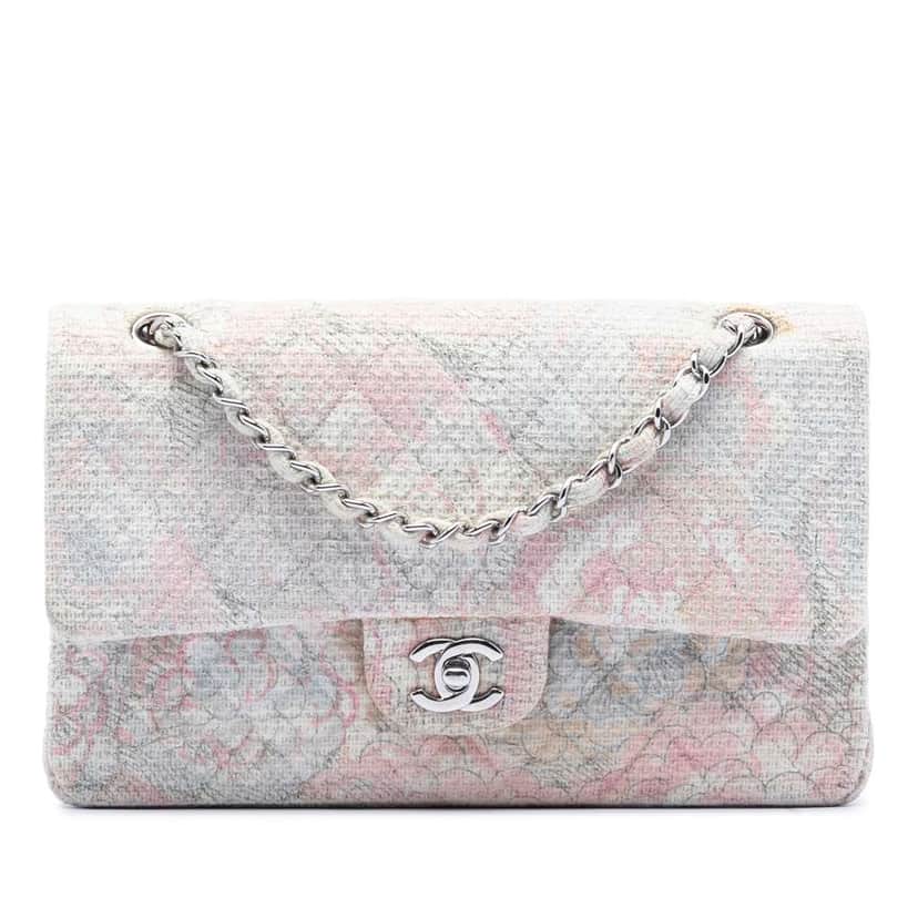 Chanel Medium Classic Tweed Camellia Double Flap Pink Tweed Very good condition - Front View