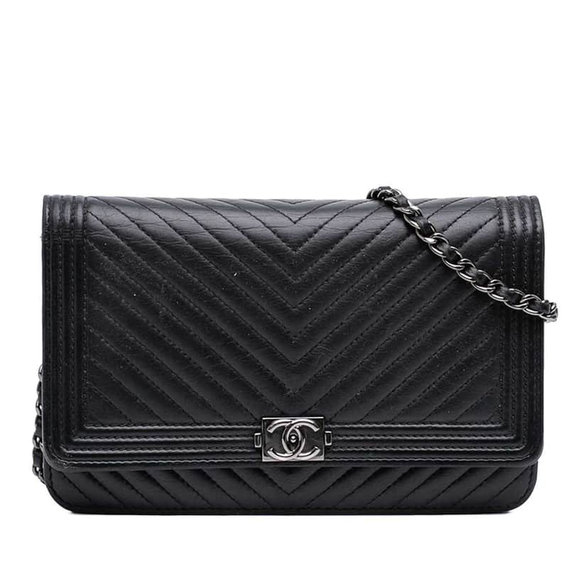 Chanel Chevron Lambskin Boy Wallet on Chain Black Leather Very good condition - Front View