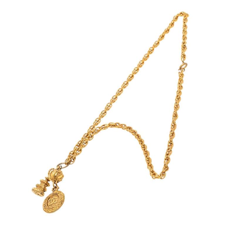 Chanel CC Gold Plated Medallion and Pagoda Pendant Necklace Gold Metal Very good condition - Front View