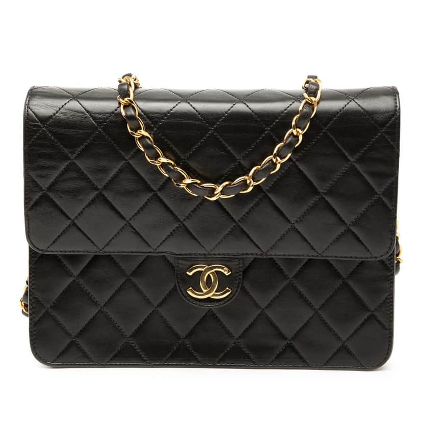 Chanel Small CC Quilted Lambskin Single Flap Black Leather Very good condition - Front View