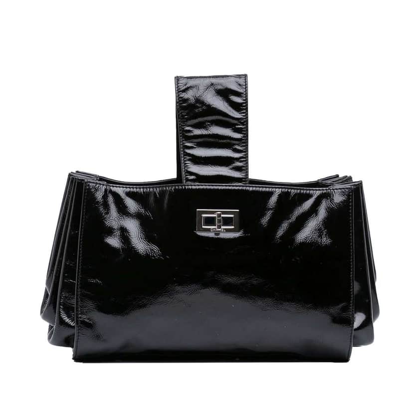 Chanel Patent Mademoiselle Lock Convertible Wrist Clutch Black Leather Good condition - Front View