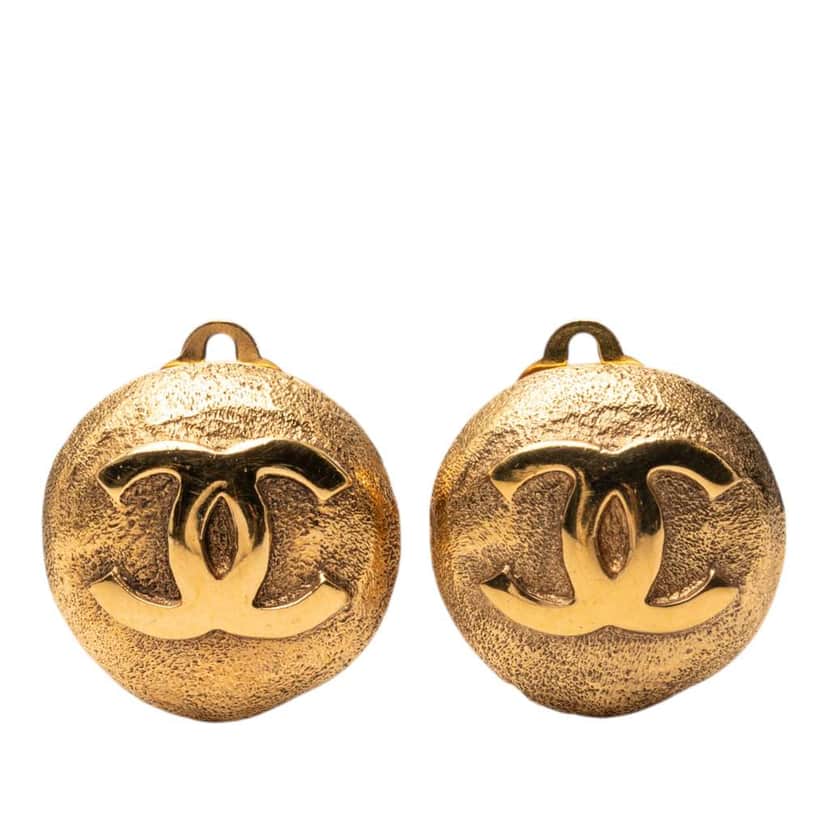 Chanel CC Gold Plated Round Clip On Earrings Gold Metal Very good condition - Front View