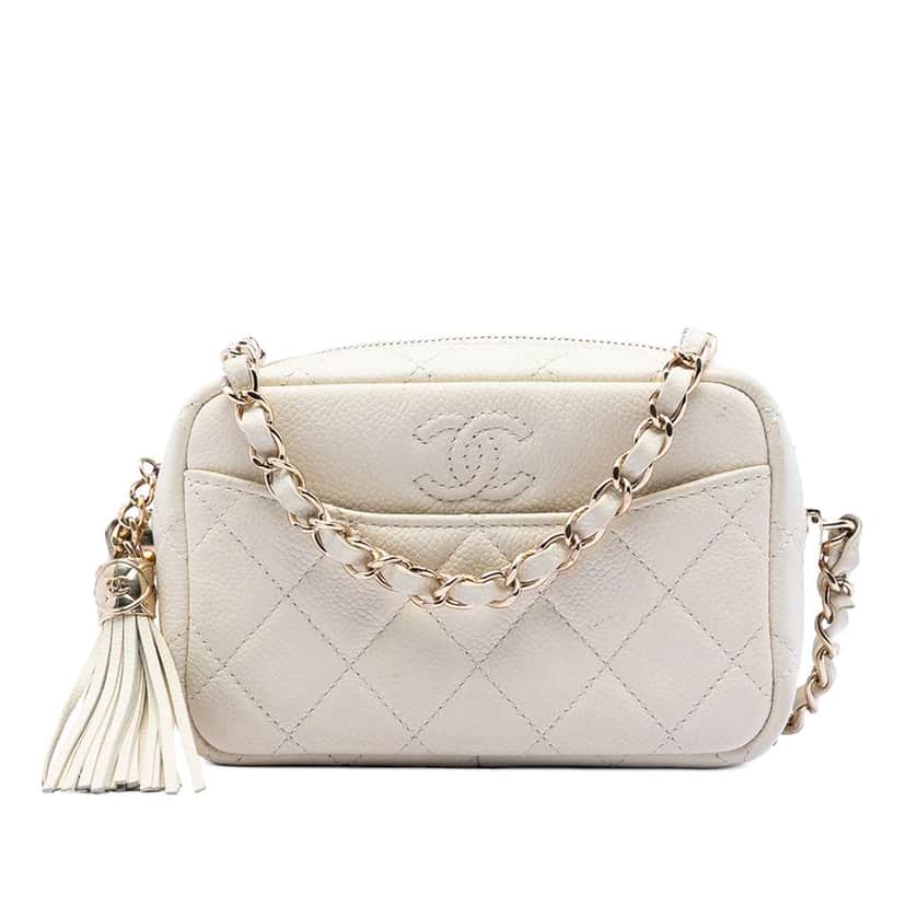 Chanel Mini Quilted Caviar Coco Tassel Camera Case White Leather Very good condition - Front View