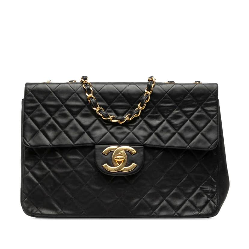 Chanel Maxi XL Classic Lambskin Single Flap Black Leather Very good condition - Front View