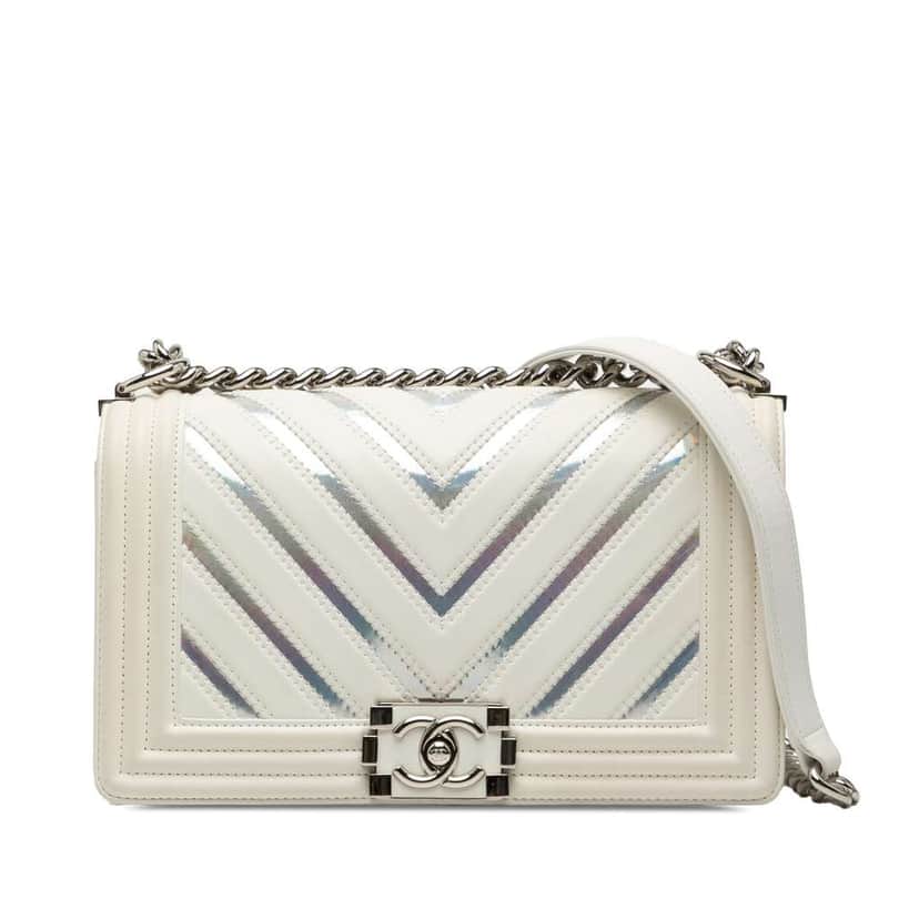 Chanel Old Medium Chevron Lambskin and Iridescent PVC Boy Flap White Leather Very good condition - Front View