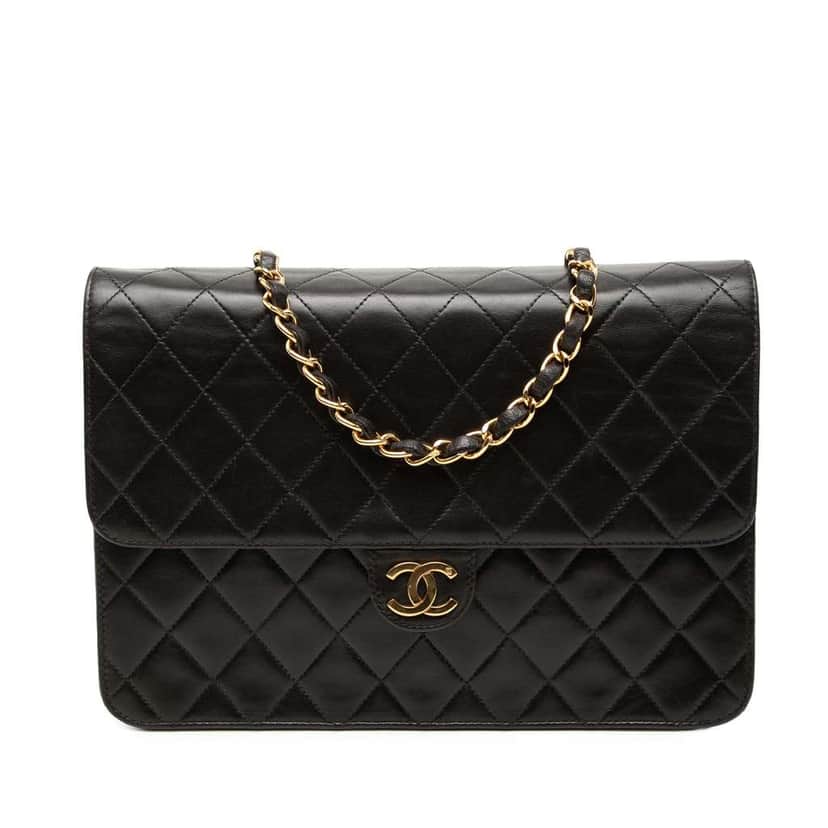 Chanel Medium CC Quilted Lambskin Single Flap Black Leather Very good condition - Front View